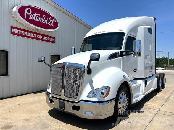 Kenworth T680 Naudoti vilkikai
