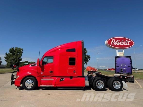 Kenworth T680 Naudoti vilkikai