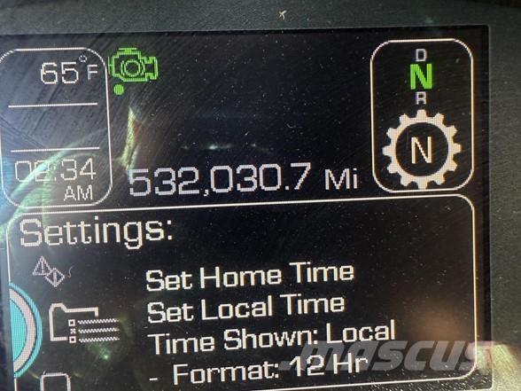 Kenworth T680 Naudoti vilkikai