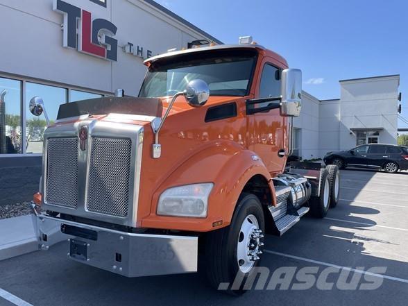 Kenworth T880 Naudoti vilkikai