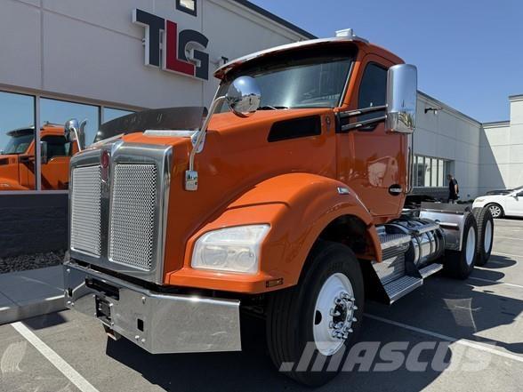 Kenworth T880 Naudoti vilkikai
