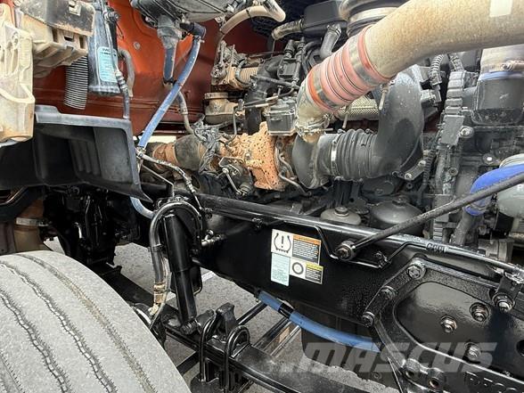 Kenworth T880 Naudoti vilkikai