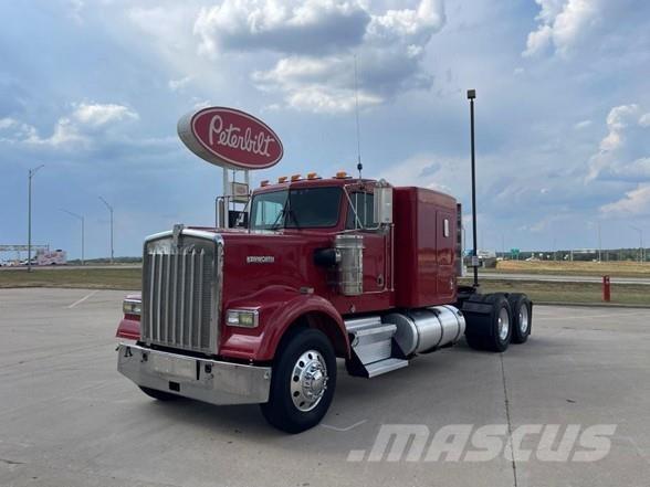 Kenworth W900B Naudoti vilkikai