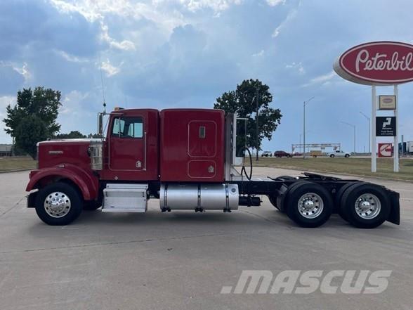 Kenworth W900B Naudoti vilkikai