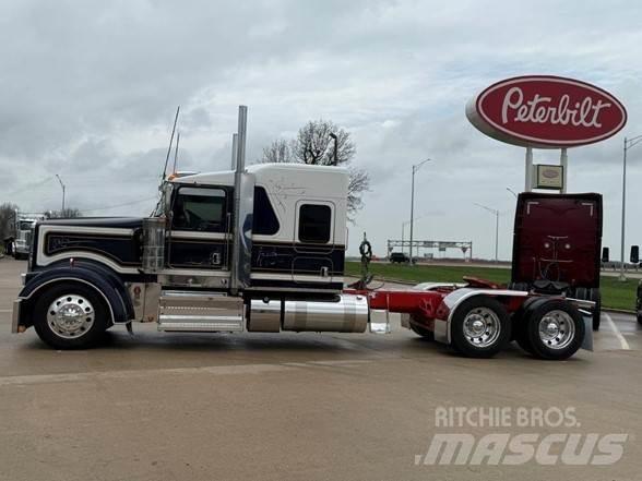 Kenworth W900L Naudoti vilkikai