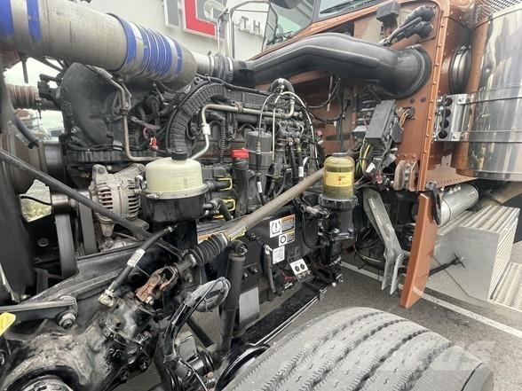 Peterbilt 389 Naudoti vilkikai
