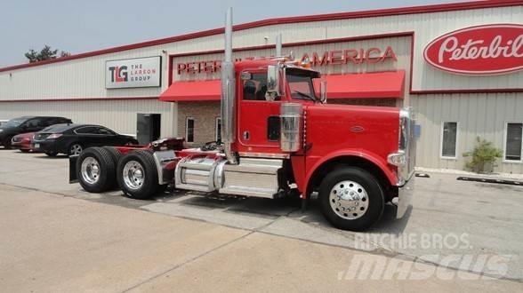 Peterbilt 389 Naudoti vilkikai
