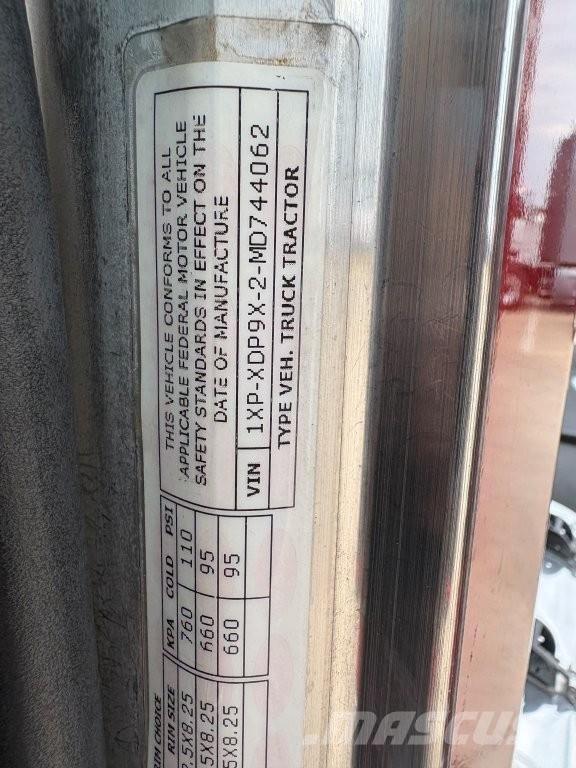 Peterbilt 389 Naudoti vilkikai