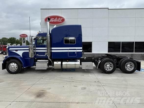 Peterbilt 389 Naudoti vilkikai