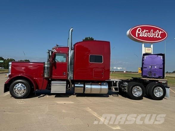 Peterbilt 389 Naudoti vilkikai