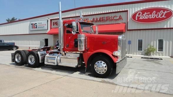 Peterbilt 389 Naudoti vilkikai