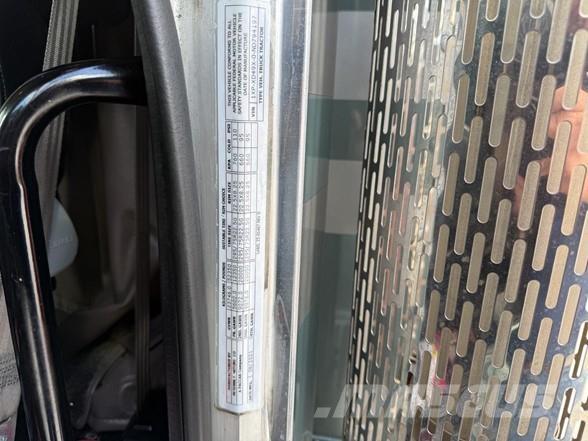 Peterbilt 389 Naudoti vilkikai