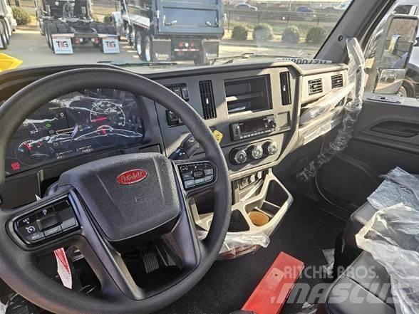 Peterbilt 536 Važiuoklė su kabina