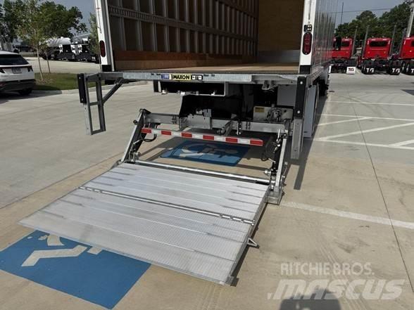 Peterbilt 536 Sunkvežimiai su dengtu kėbulu