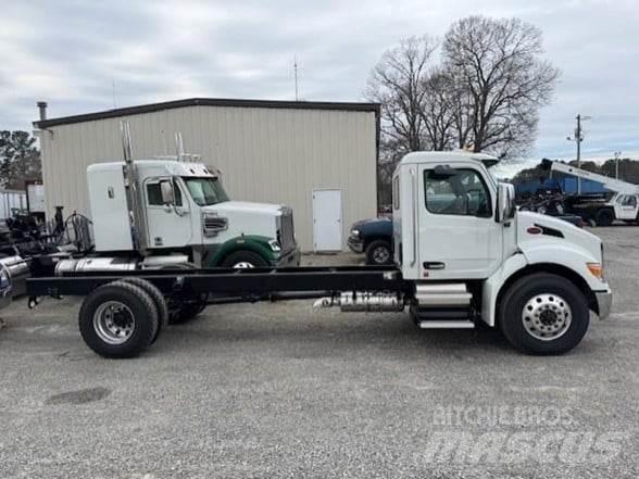 Peterbilt 537 Važiuoklė su kabina