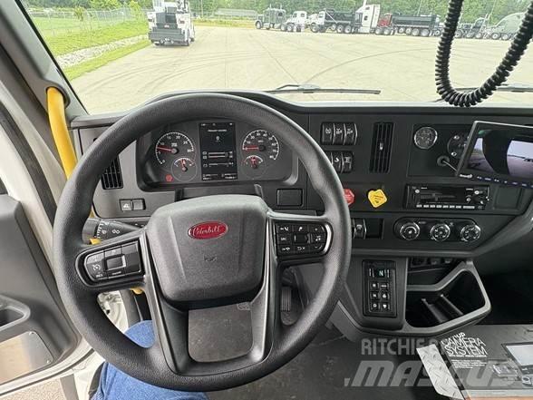 Peterbilt 548 Savivarčių priekabų vilkikai