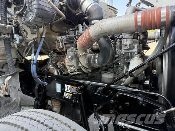 Peterbilt 567 Naudoti vilkikai