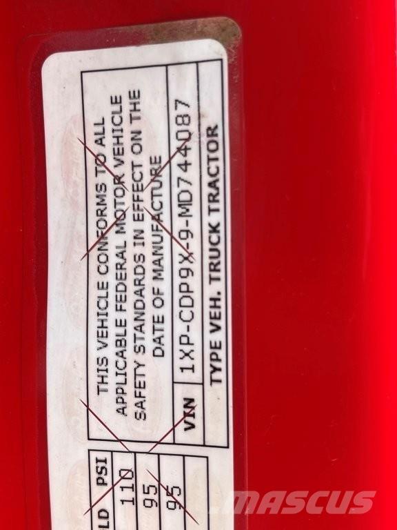 Peterbilt 567 Naudoti vilkikai