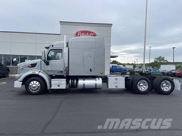 Peterbilt 567 Naudoti vilkikai