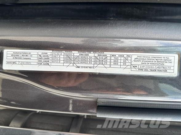 Peterbilt 567 Naudoti vilkikai