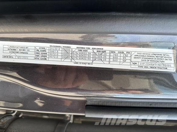 Peterbilt 567 Naudoti vilkikai