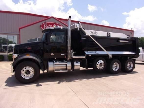 Peterbilt 567 Savivarčių priekabų vilkikai