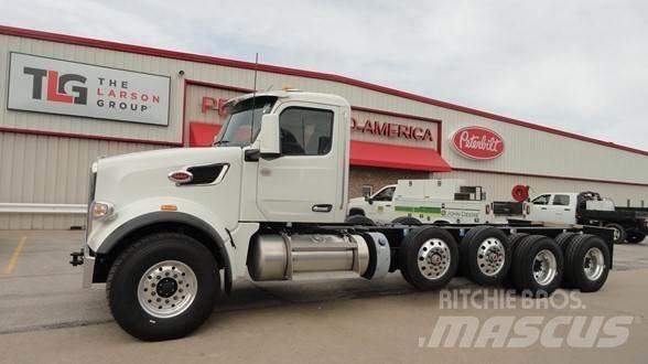 Peterbilt 567 Savivarčių priekabų vilkikai