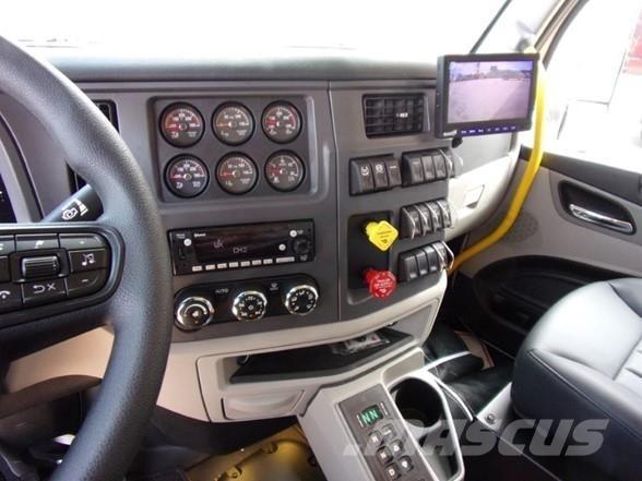 Peterbilt 567 Savivarčių priekabų vilkikai