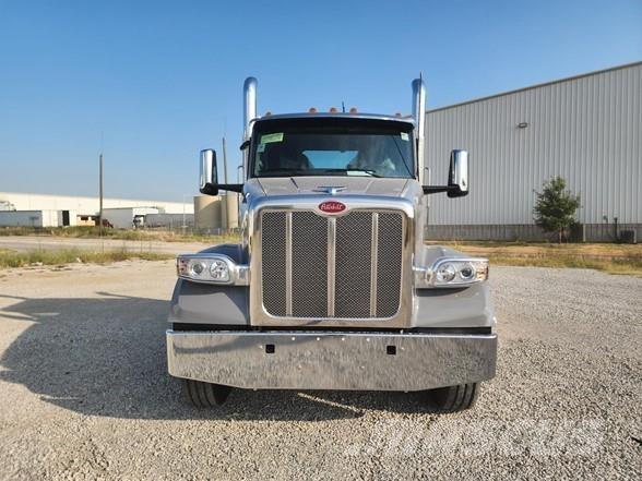 Peterbilt 567 Naudoti vilkikai