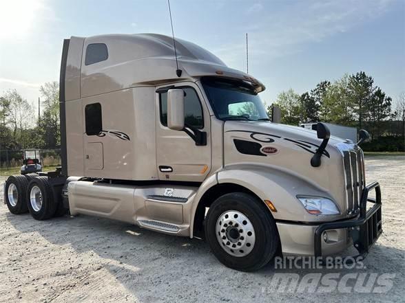 Peterbilt 579 Naudoti vilkikai