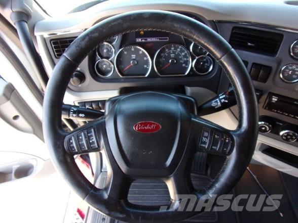 Peterbilt 579 Naudoti vilkikai