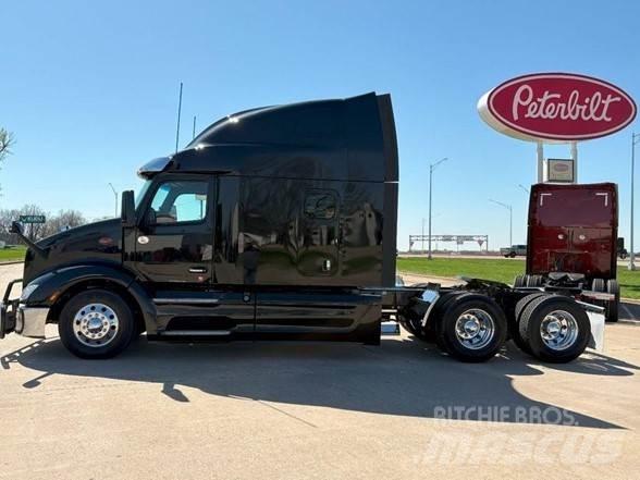 Peterbilt 579 Naudoti vilkikai