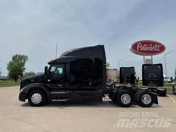 Peterbilt 579 Naudoti vilkikai