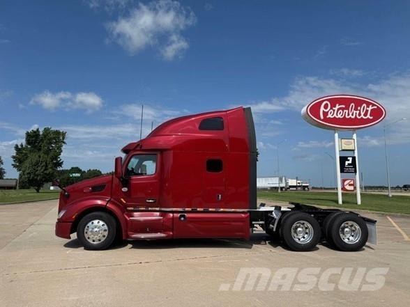 Peterbilt 579 Naudoti vilkikai