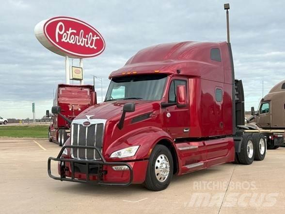 Peterbilt 579 Naudoti vilkikai