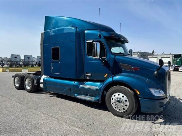 Peterbilt 579 Naudoti vilkikai