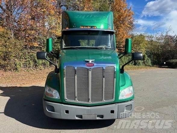 Peterbilt 579 Naudoti vilkikai