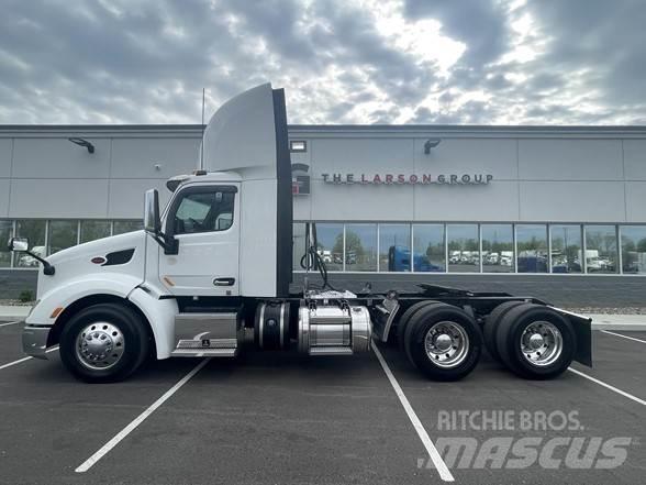 Peterbilt 579 Naudoti vilkikai