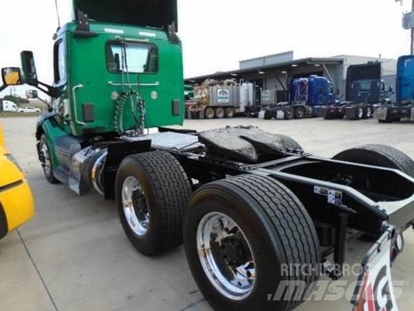 Peterbilt 579 Naudoti vilkikai