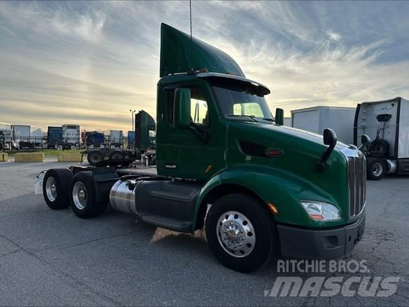 Peterbilt 579 Naudoti vilkikai