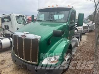 Peterbilt 579 Naudoti vilkikai