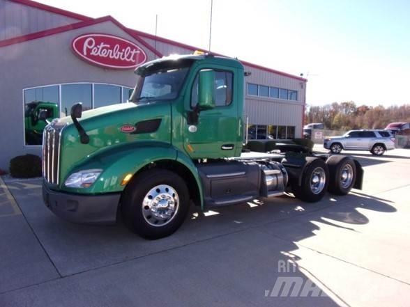 Peterbilt 579 Naudoti vilkikai