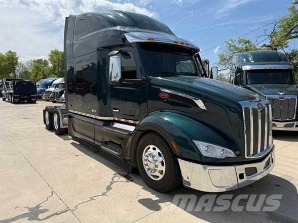 Peterbilt 579 Naudoti vilkikai