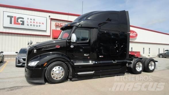 Peterbilt 579 Naudoti vilkikai