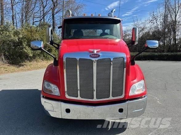 Peterbilt 579 Naudoti vilkikai