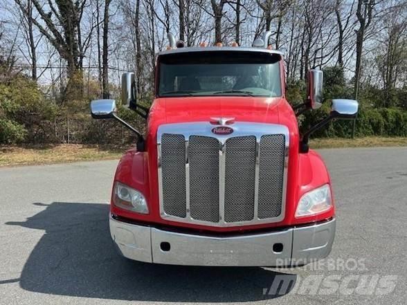 Peterbilt 579 Naudoti vilkikai