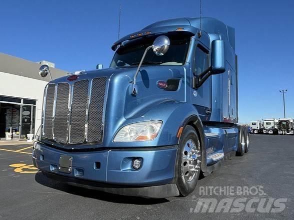 Peterbilt 579 Naudoti vilkikai