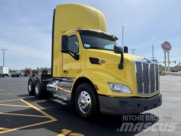Peterbilt 579 Naudoti vilkikai