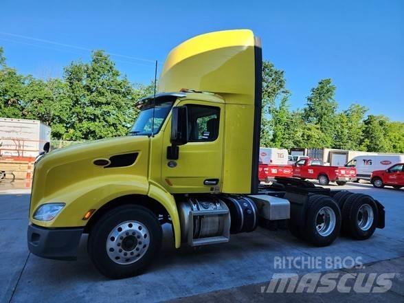 Peterbilt 579 Naudoti vilkikai