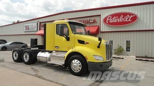 Peterbilt 579 Naudoti vilkikai
